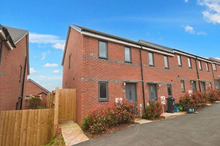 2 Bedroom Semi-Detached House To Rent In Hutchings Drive, Tithebarn, Exeter, EX1