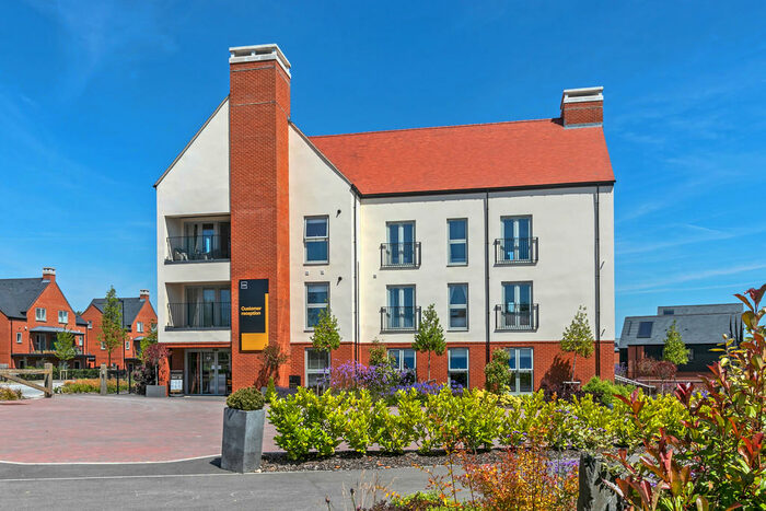 2 Bedroom Apartment To Rent In Granadiers Road, Winchester, SO22