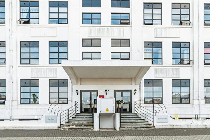 1 Bedroom Apartment To Rent In Fullbrook Drive, Basingstoke, RG21