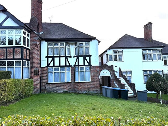 2 Bedroom Detached House To Rent In Old Church Lane, London, NW9