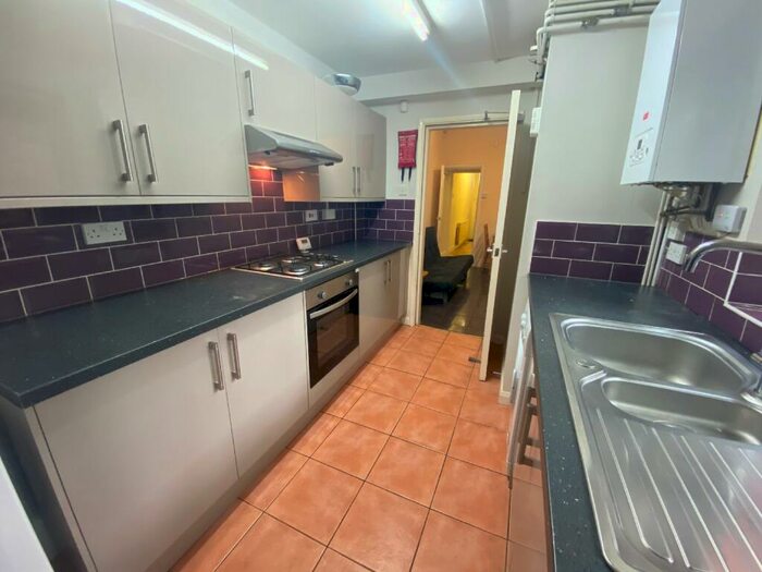 5 Bedroom House To Rent In Mettham Street, Lenton, Nottingham, Nottinghamshire, NG7