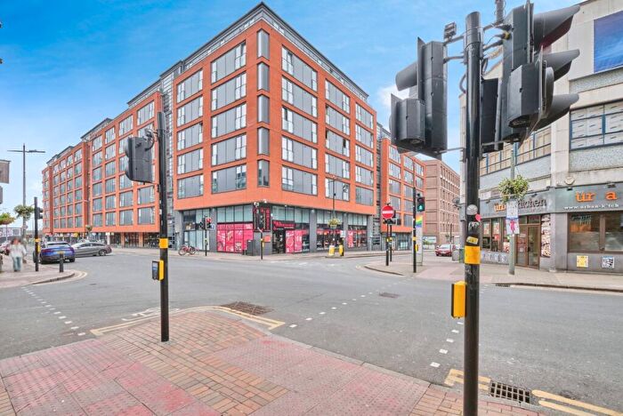 2 Bedroom Flat For Sale In Bromsgrove Street, Birmingham, West Midlands, B5