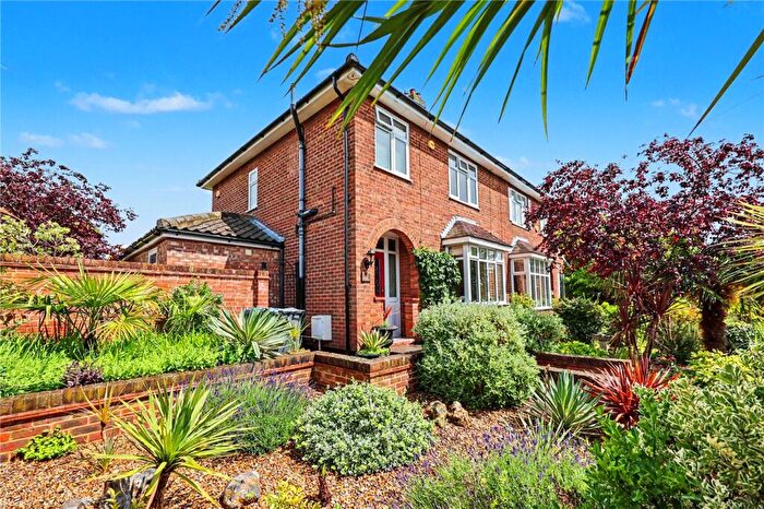 3 Bedroom Semi Detached House For Sale In Aylsham Road, Norwich, Norfolk, NR3