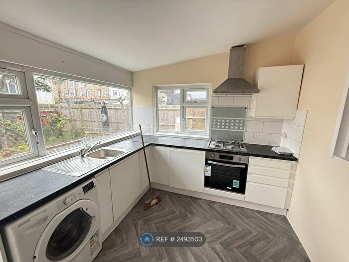 4 Bedroom Semi-Detached House To Rent In Rugby Avenue, Wembley, HA0