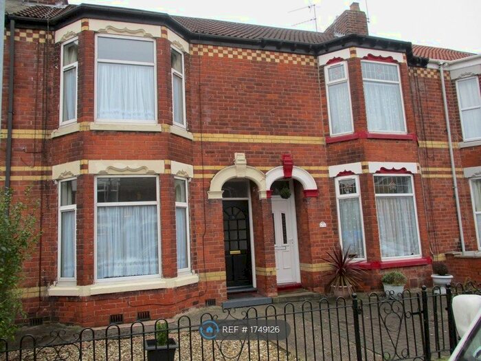 3 Bedroom Terraced House To Rent In Westcott Street, Hull, HU8