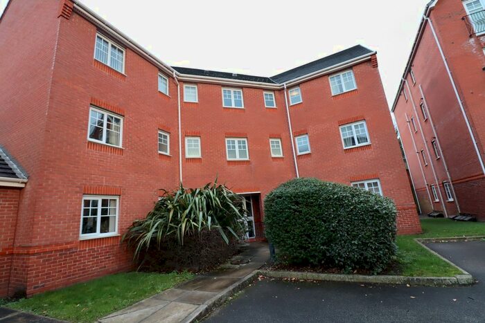2 Bedroom Flat To Rent In Blount Close, Crewe CW1