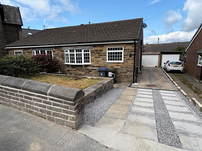 2 Bedroom Semi-Detached Bungalow For Sale In Foster Park, Denholme, Bradford, BD13