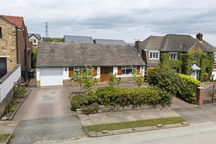 2 Bedroom Detached Bungalow For Sale In Gernhill Avenue, Fixby, Huddersfield, HD2