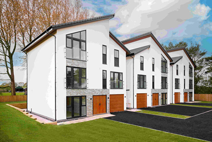 5 Bedroom Detached House To Rent In Brookhouse Drive, Marklands, Lostock Hall, Preston, Lancashire, PR5