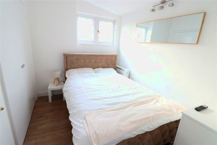 1 Bedroom Property To Rent In Kent Court, North Acre, London, NW9