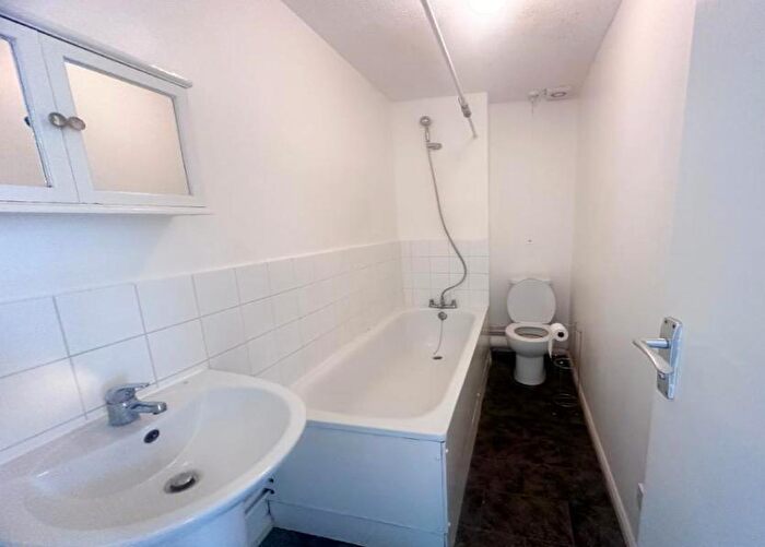 1 Bedroom Flat To Rent In Taylor Close, Orpington, Kent, BR6