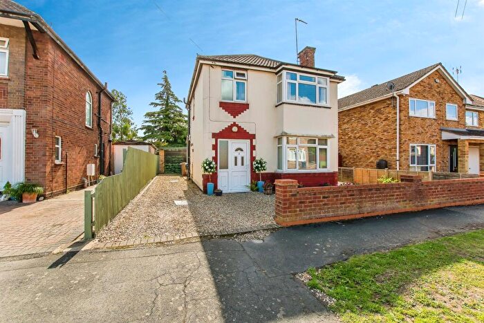 3 Bedroom Detached House For Sale In Third Avenue, Wisbech, PE13