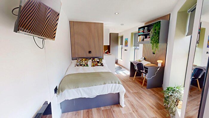 Studio To Rent In Studio B, - Pershore Road, Stirchley, B30