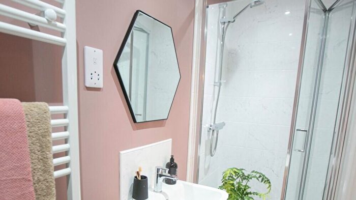 3 Bedroom Detached House For Sale In Melton Road, Burton On The Wolds, LE12