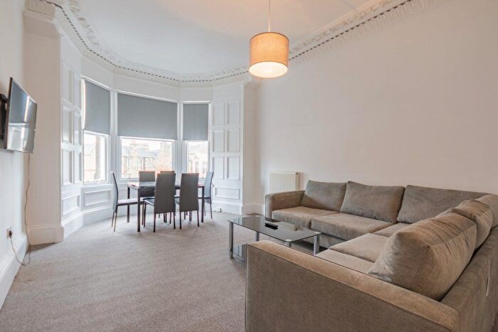 4 Bedroom Flat To Rent In L – Marchmont Crescent, Edinburgh, EH9