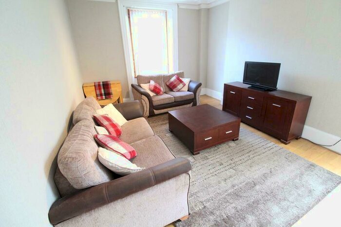 1 Bedroom Flat To Rent In Holburn Street, First Floor, AB10