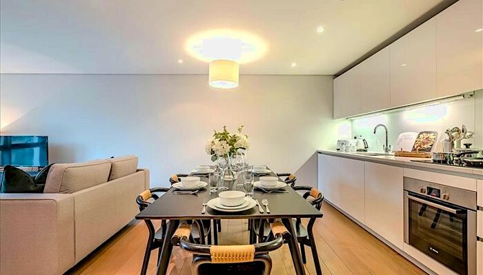 3 Bedroom Flat To Rent In Merchant Square, Paddington, London, W2