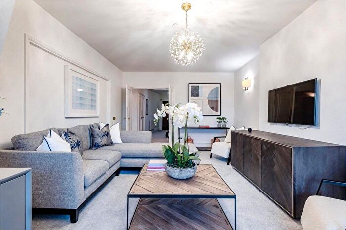 4 Bedroom Penthouse To Rent In Strathmore Court, Park Road, St John's Wood, London, NW8