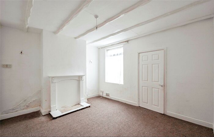 3 Bedroom Terraced House For Sale In Queens Road, Carcroft, Doncaster, DN6