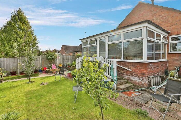 3 Bedroom Semi-Detached Bungalow For Sale In Gwyn Crescent, Fakenham, NR21