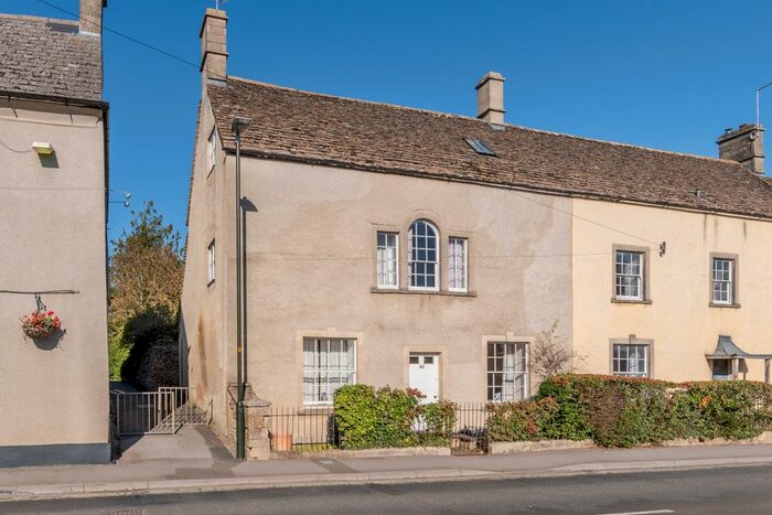 4 Bedroom Semi-Detached House To Rent In The Street, Didmarton, Badminton, GL9