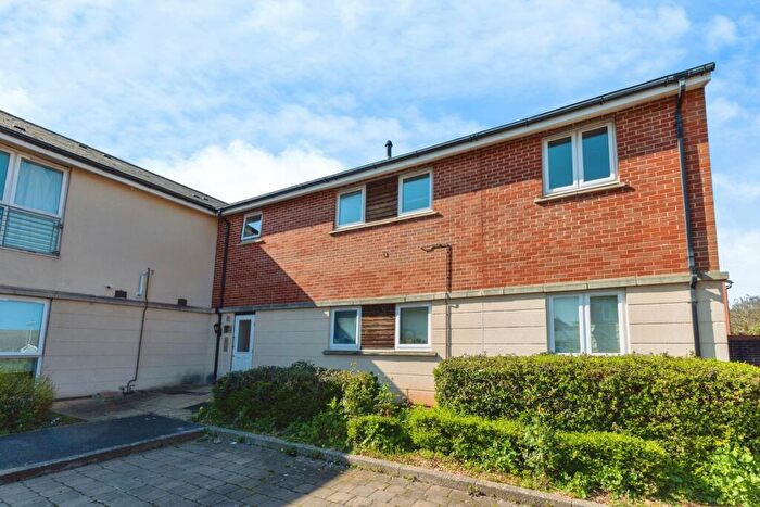 2 Bedroom Flat For Sale In Forth Avenue, Portishead, Bristol, Somerset, BS20