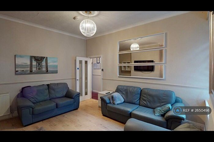 5 Bedroom Terraced House To Rent In Gilesgate, Durham, DH1