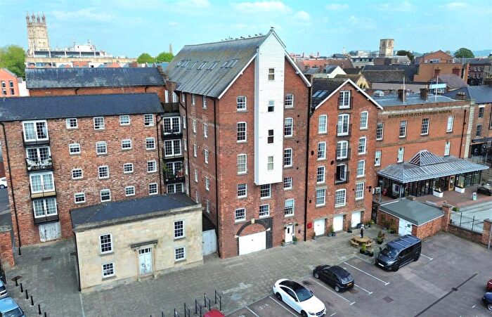 1 Bedroom Apartment For Sale In Pridays Mill, Gloucester Docks, GL1
