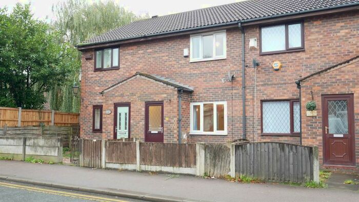2 Bedroom Terraced House To Rent In Edge Lane, Droylsden, Manchester, M43