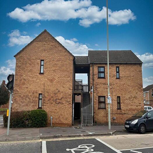 1 Bedroom Flat To Rent In Saffron Road, Biggleswade, SG18