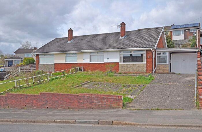 2 Bedroom Semi-Detached Bungalow For Sale In Semi-Detached Bungalow, Aberthaw Circle, Newport, NP19