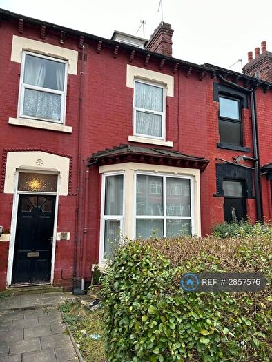 1 Bedroom Flat To Rent In Mexborough Avenue, Leeds, LS7