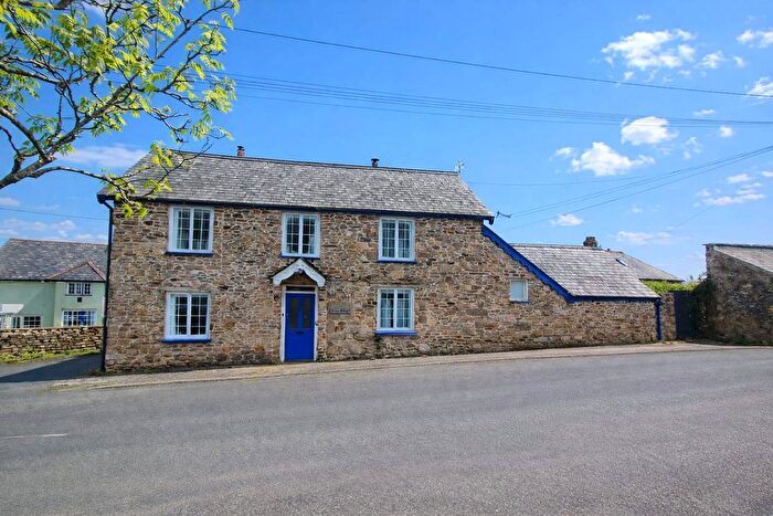3 Bedroom Semi-detached House For Sale In The Square, North Molton, South Molton, Devon, EX36