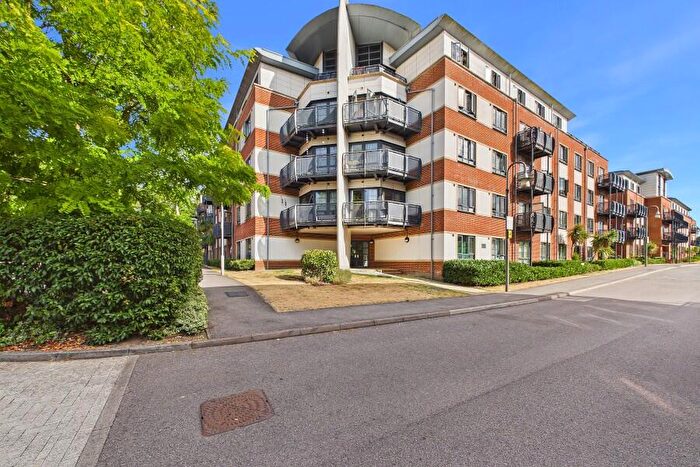 1 Bedroom Apartment To Rent In Farnborough, GU14