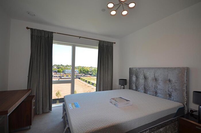 2 Bedroom Flat To Rent In Quarrion House, Colindale, London, NW9