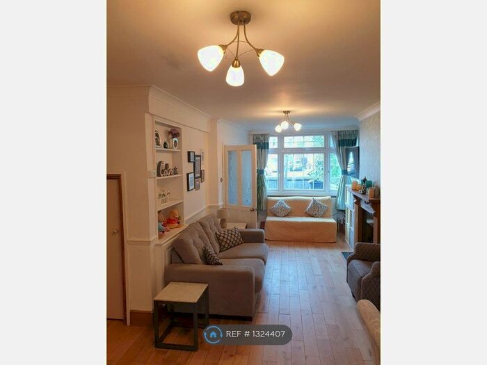 3 Bedroom Terraced House To Rent In Uxbridge Road, Feltham TW13