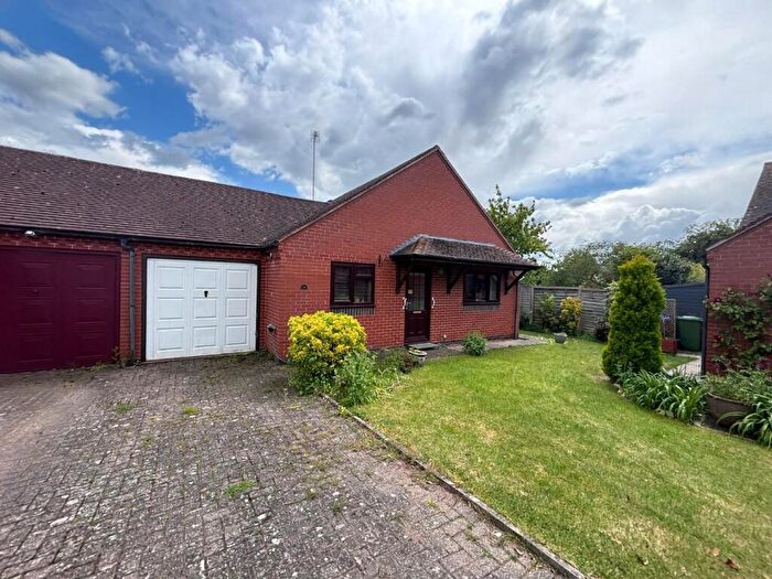 2 Bedroom Detached Bungalow For Sale In Woodward Court, Snitterfield, Stratford-upon-Avon, CV37
