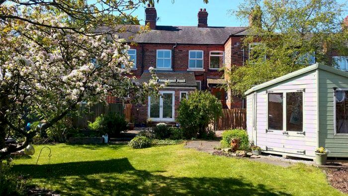 2 Bedroom House For Sale In Station Road, Goostrey, CW4