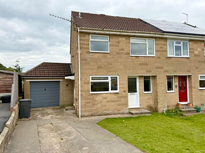 3 Bedroom Semi-Detached House To Rent In Cale Way, Wincanton, Somerset, BA9