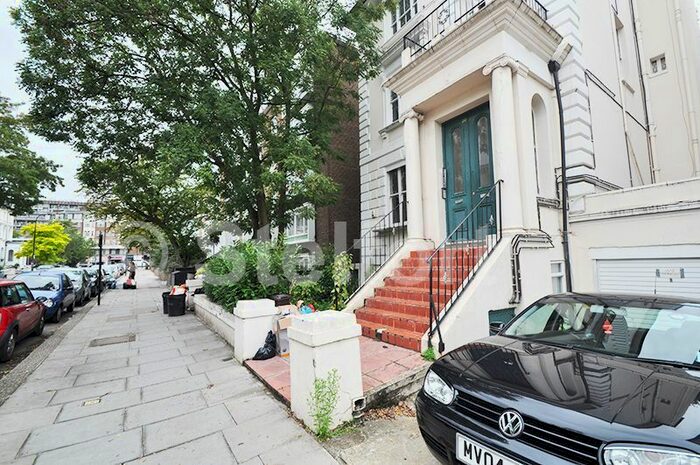 Studio To Rent In Buckland Crescent, London, NW3