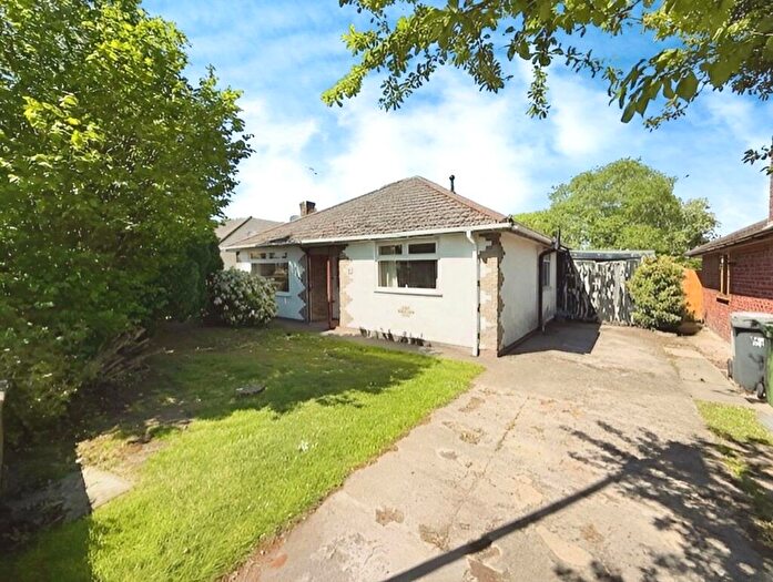 3 Bedroom Bungalow For Sale In Fairview Avenue, Weston, Crewe, Cheshire, CW2
