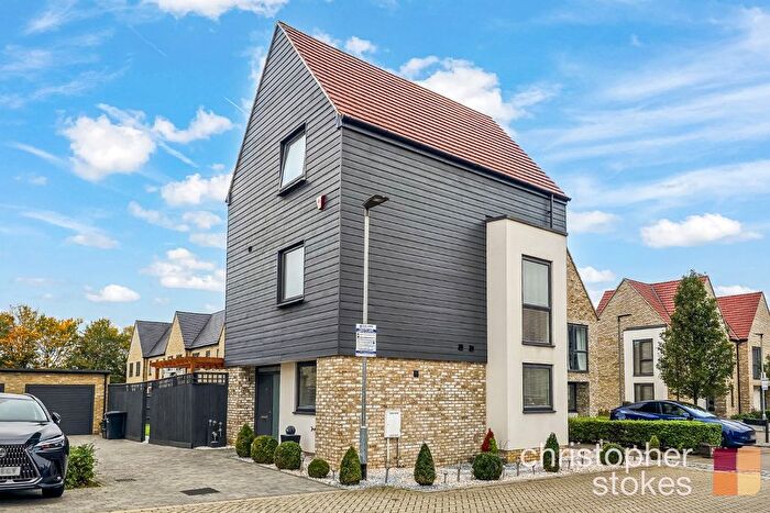 5 Bedroom Detached House For Sale In Limes Avenue, Waltham Cross, Hertfordshire, EN8