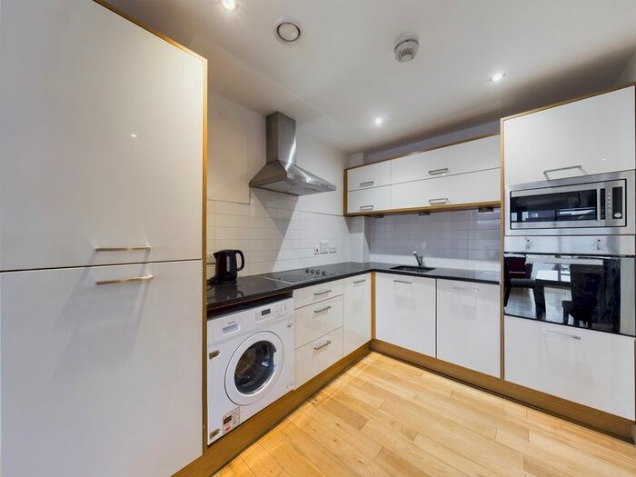 1 Bedroom Flat To Rent In The Sawmill, Dock Street, HU1