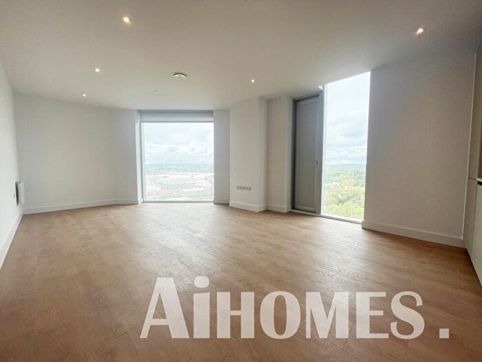 2 Bedroom Flat To Rent In Dantzic Street, Manchester, M4