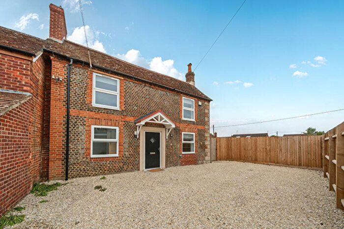 4 Bedroom Detached House To Rent In Mill Lane, Grove, OX12