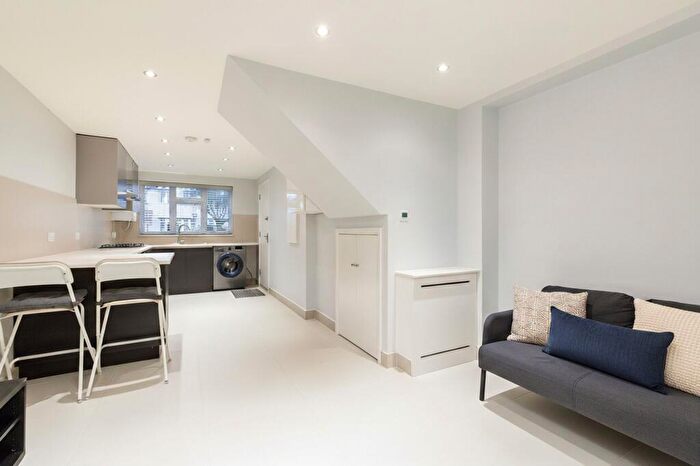 1 Bedroom Flat To Rent In Burnley Road, London, NW10