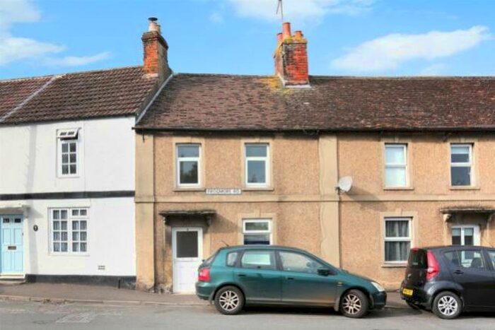 3 Bedroom Terraced House To Rent In Westbury, BA13