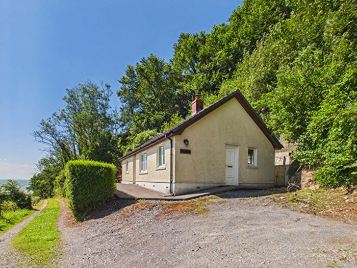 2 Bedroom Detached Bungalow For Sale In Pendine Hill, Pendine, Carmarthen, SA33