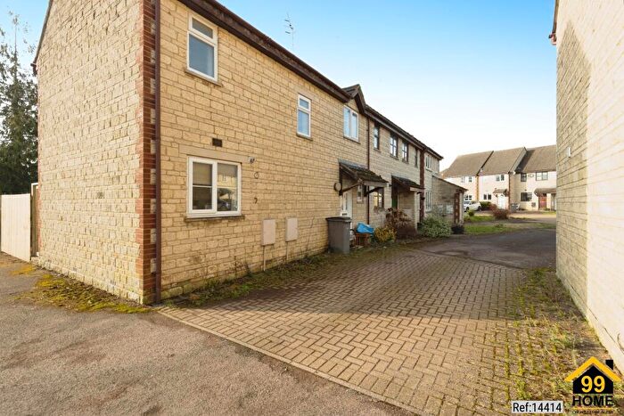 3 Bedroom End Of Terrace House For Sale In Bourton On The Water, Cheltenham, Gloucestershire, GL54