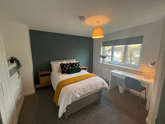 1 Bedroom Semi-Detached House To Rent In Frenchay Park Road, Bristol, BS16